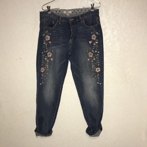 Vintage America Blues Women's High Rise Wide Leg Crop Jeans – Relaxed Fit, Cropped Length, Versatile Style - View #8